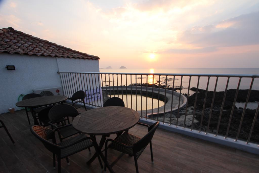 Jeju Amoje Villa Seogwipo Dış mekan fotoğraf